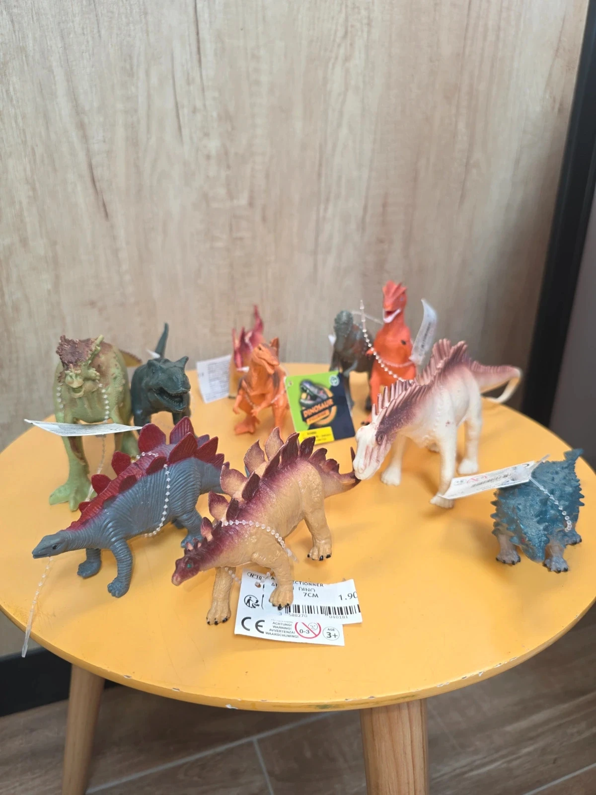 Lot 1 de 10 figurines Dinosaures 3 ans et +